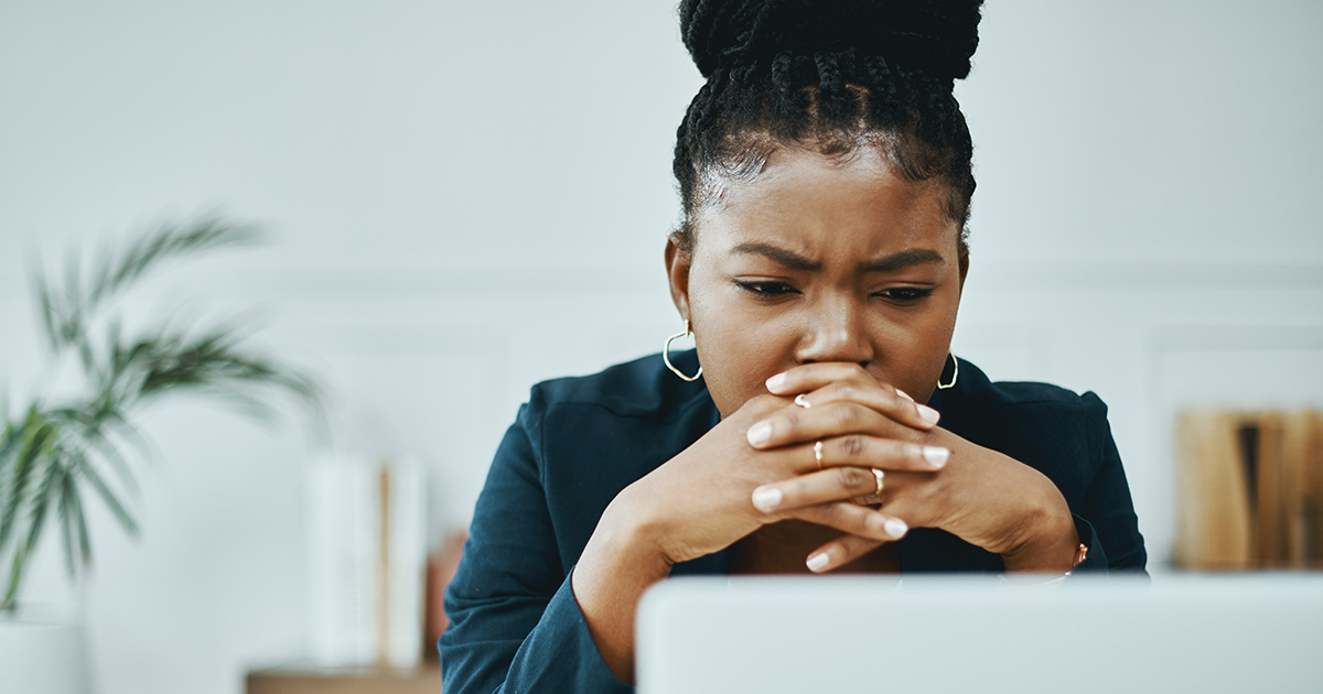 woman_thinking_computer